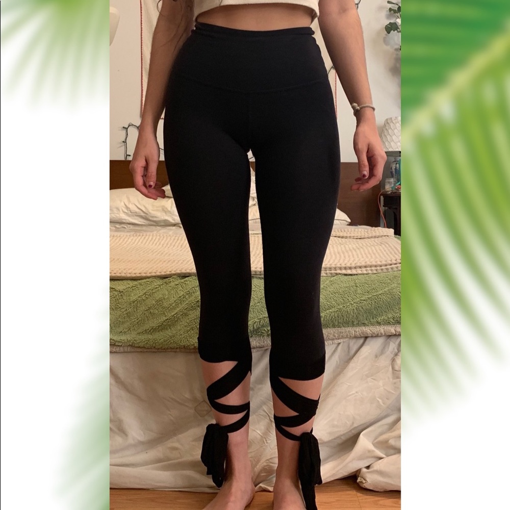 Beyond Yoga ‘Just Your Stripe’ High Waisted Capri
